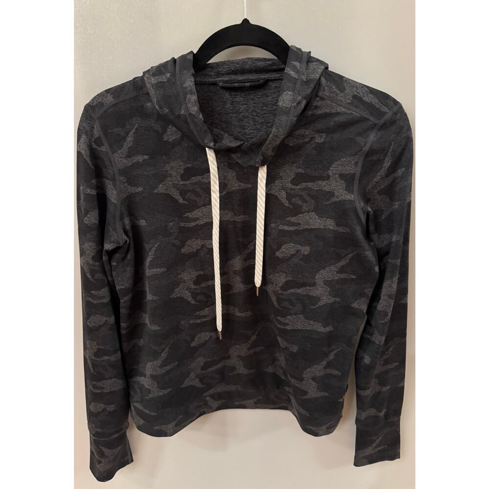 Vuori Womens Halo Essential Hoodie Black Camo Size Small (new) see narrative - Picture 2 of 5